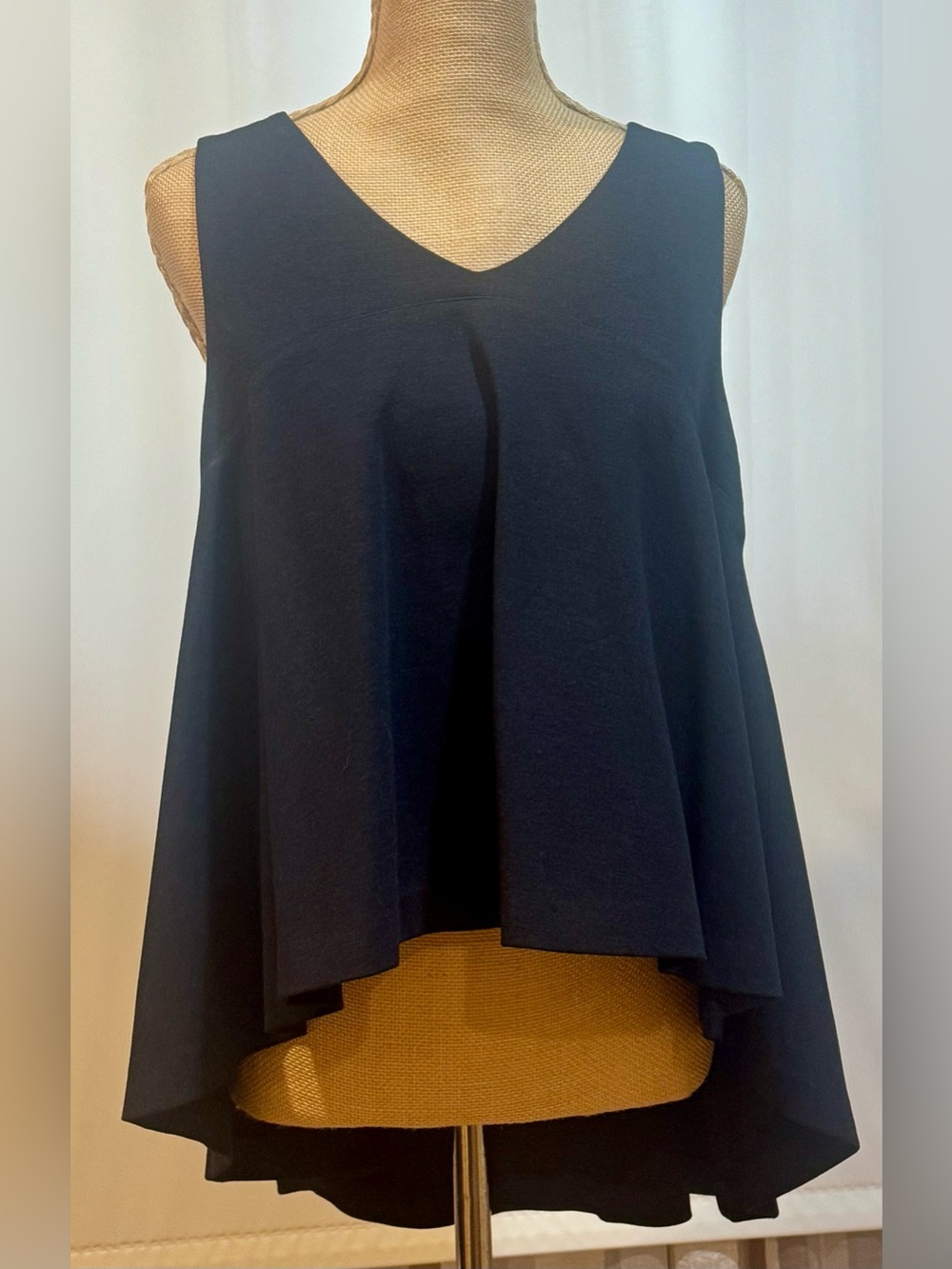 Kit and Ace Royal Blue Brand Ribbon Size 8 Tag, very stylish